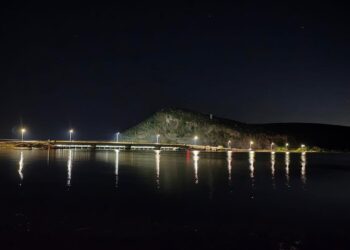 Listos los servicios públicos de la playa de El Maviri para recibir a los miles de visitantes esta Semana Santa