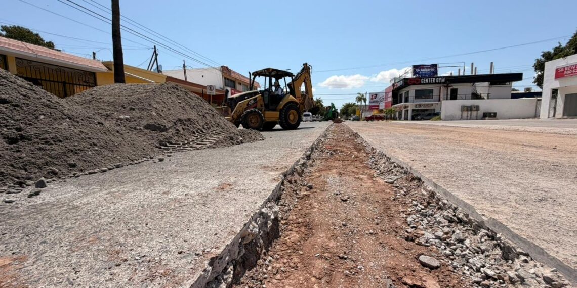Más de 50 años después: JAPAMA renueva red clave en el centro de Los Mochis