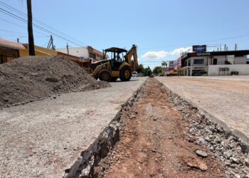 Más de 50 años después: JAPAMA renueva red clave en el centro de Los Mochis