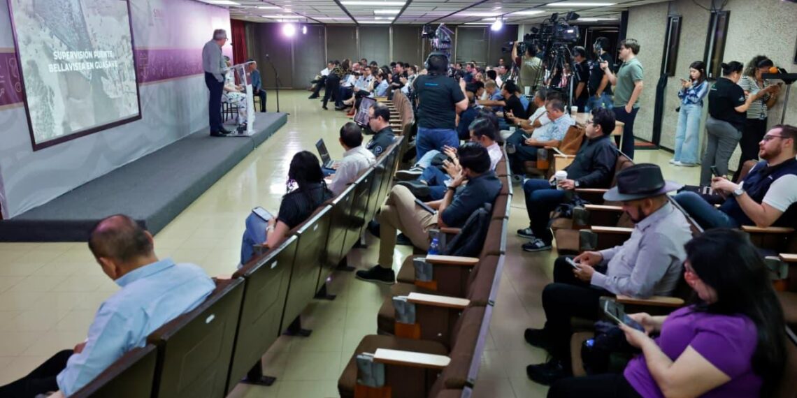 Avanza con éxito el programa de Licencias Permanentes: Rocha Moya