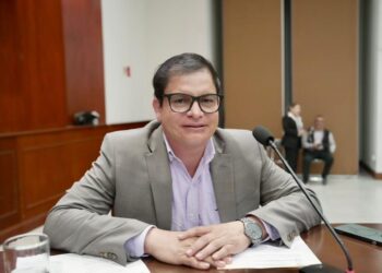 Diputado del Verde propone que síndicos y comisarios trabajen sin salario