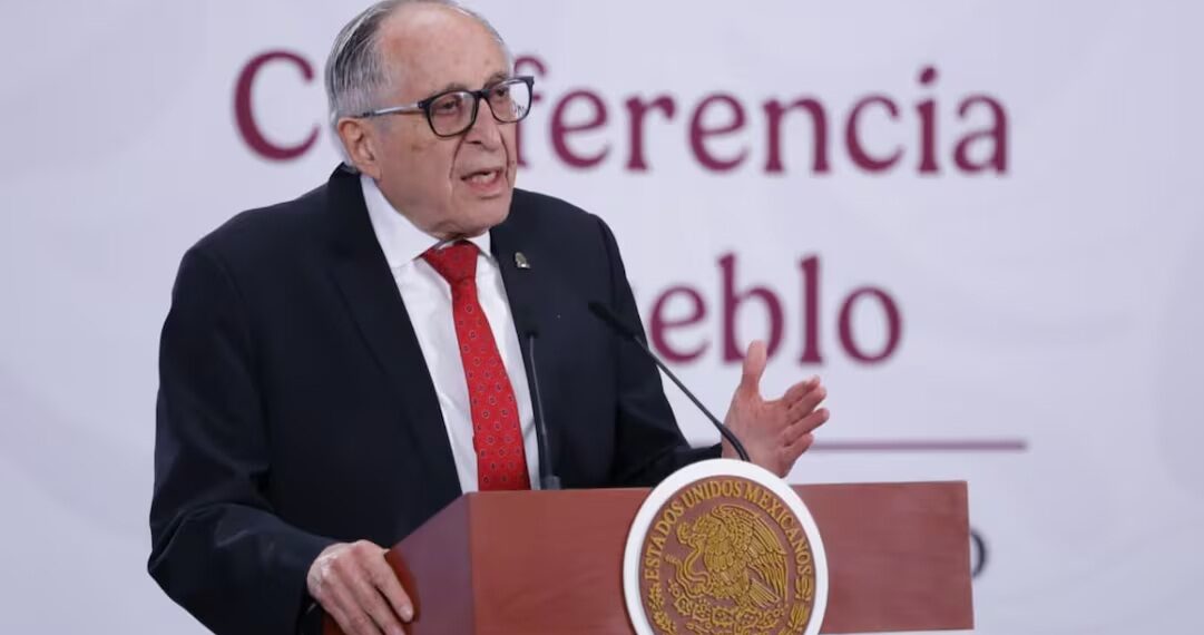 David Kershenobich: Contaminación bacteriana, posible causa de muertes por sueros vitaminados en Sonora