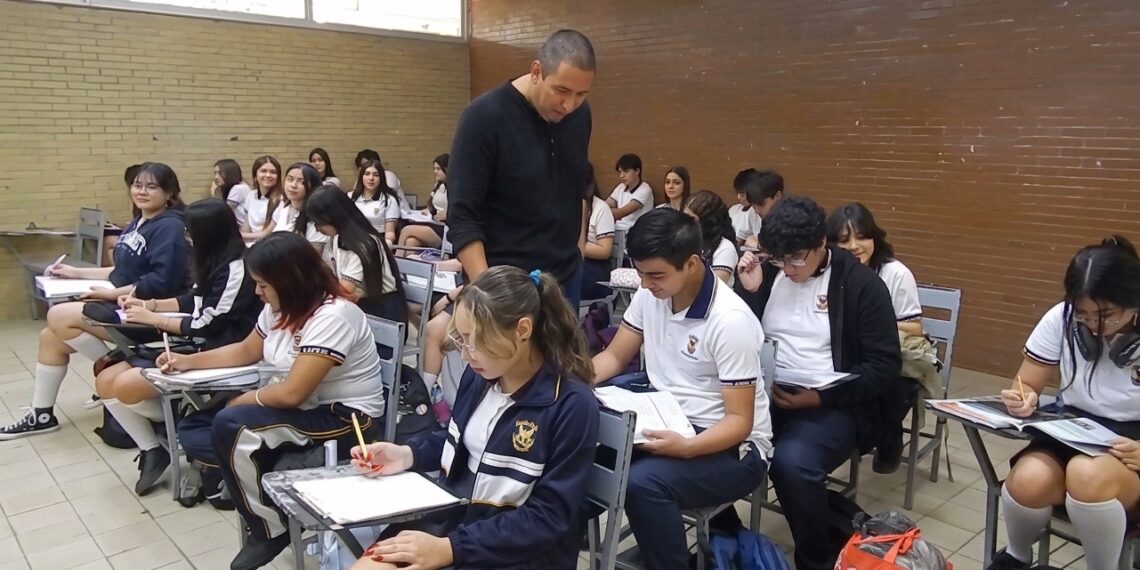 Avanza con éxito la evaluación docente en la UAS: se ha cubierto al 81 por ciento de la planta académica; invitan a estudiantes a participar