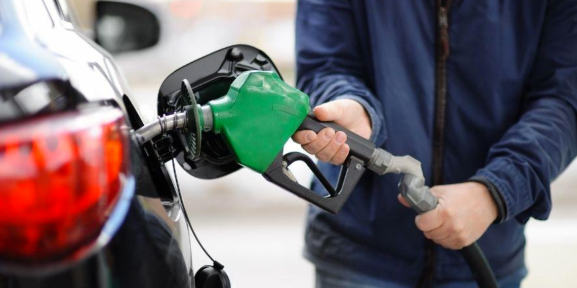 Aumento en el precio del diésel no tiene razón de ser: Sheinbaum anuncia reunión con gasolineros