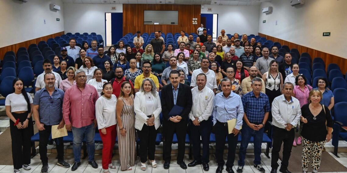 La UAS promueve la transparencia y cultura tributaria con jornada de conferencias sobre Declaración Anual; analizan estrategias para mitigar el pago de ISR