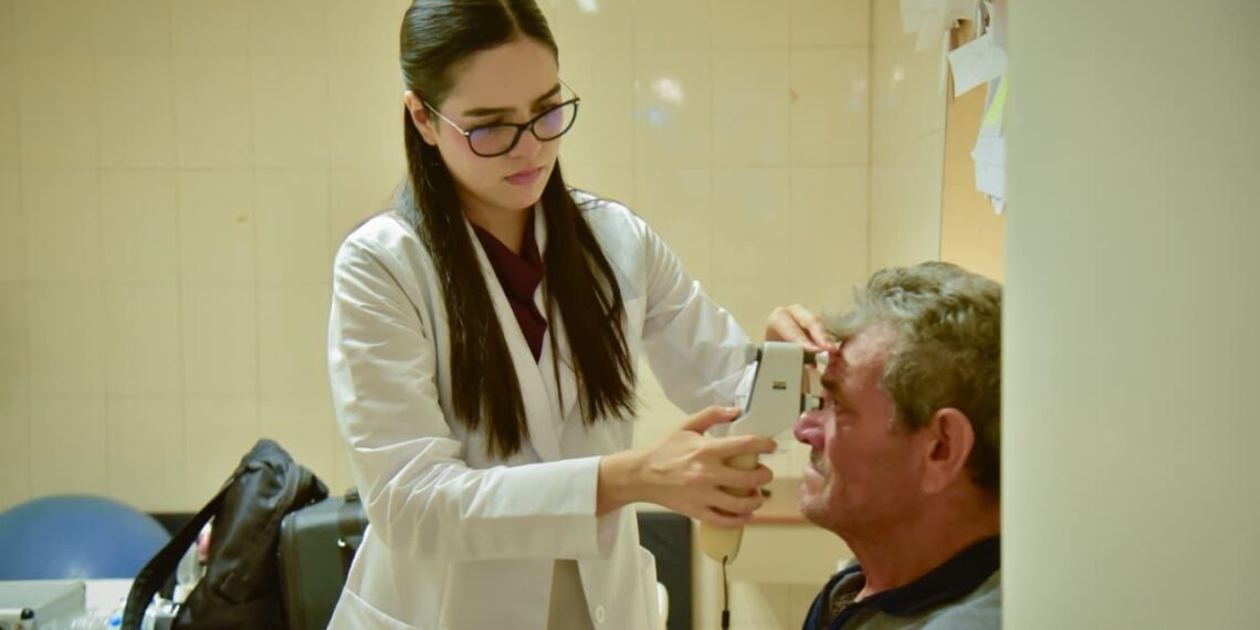 Invita Salud Municipal a aprovechar jornadas gratuitas de oftalmología y podiatría en Los Mochis