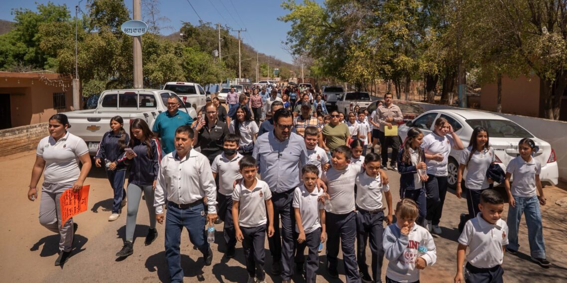 Culiacán supera las 400 calles pavimentadas en gobierno de Juan de Dios; suman nuevas obras en Las Tapias