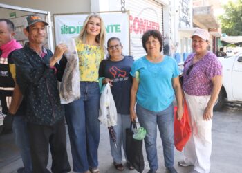 DIF Ahome da continuidad a apoyos alimentarios con entrega de pescado en sus instalaciones