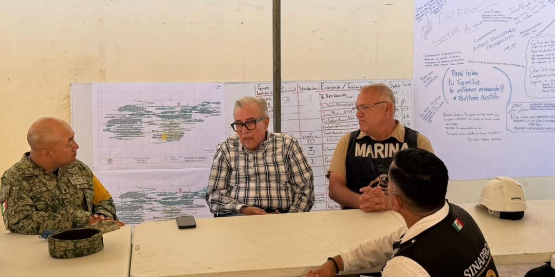 Gobernador Rocha acude a mina de Santa Fe, en Rosario; sigue atento al operativo de rescate