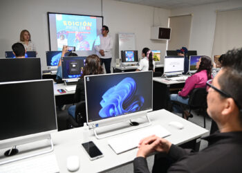 En el marco del 25.° aniversario del Sistema de Torres Académicas de la UAS, el SUADEC inaugura una Jornada de Cursos en Inteligencia Artificial
