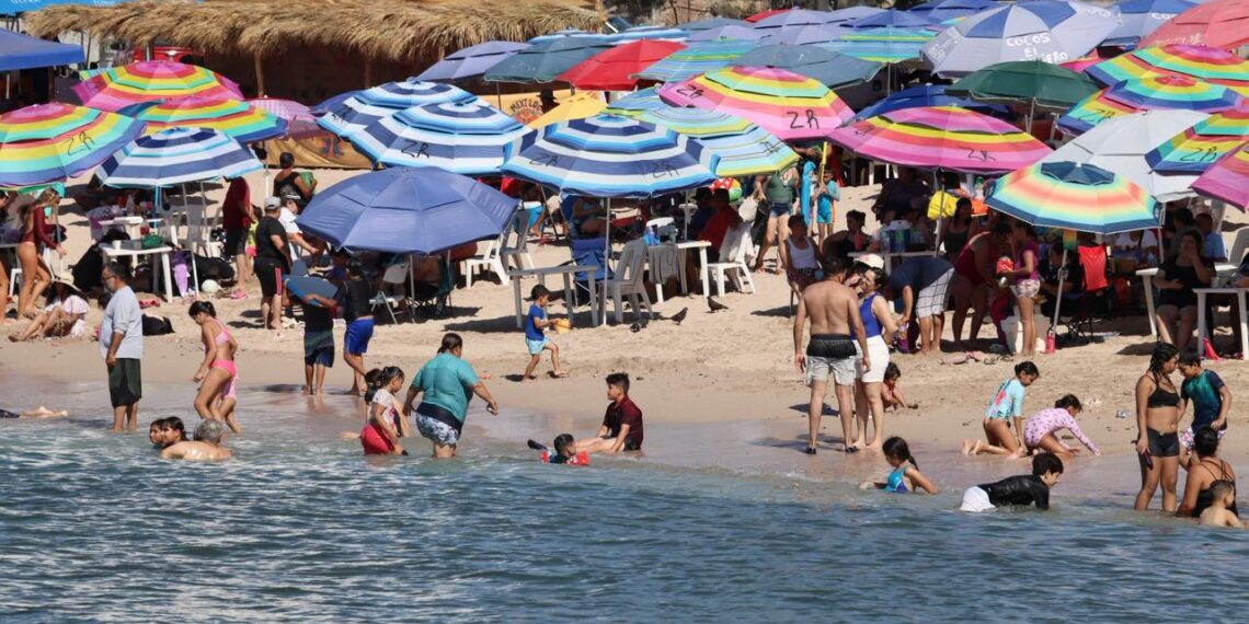 Reafirma Sinaloa su liderazgo turístico: recibe a más de 300,000 visitantes el fin de semana largo