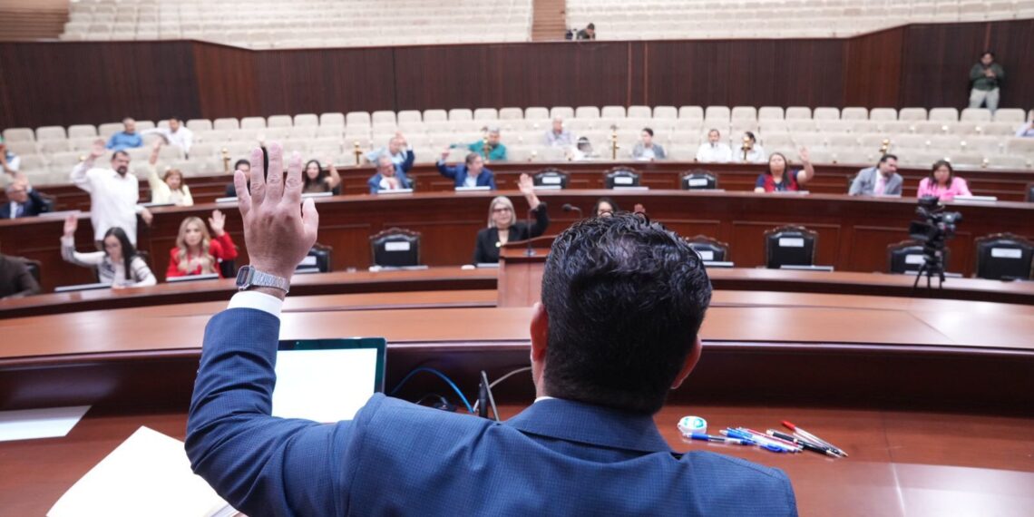 Congreso de Sinaloa reestructura cuatro de sus Comisiones Permanentes