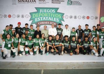 La llama del pebetero marca el inicio de los Juegos Deportivos COBAES 2026