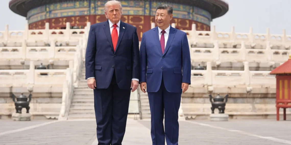 Niega Trump haber discutido aranceles con Xi Jinping en su viaje a China