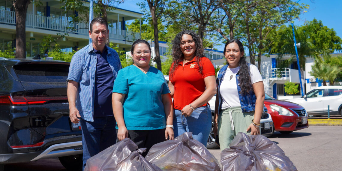 Reciclar para transformar: La Facultad de Odontología entrega a Bienestar Universitario 60 kilos de PET y tapaderas, promoviendo la sustentabilidad