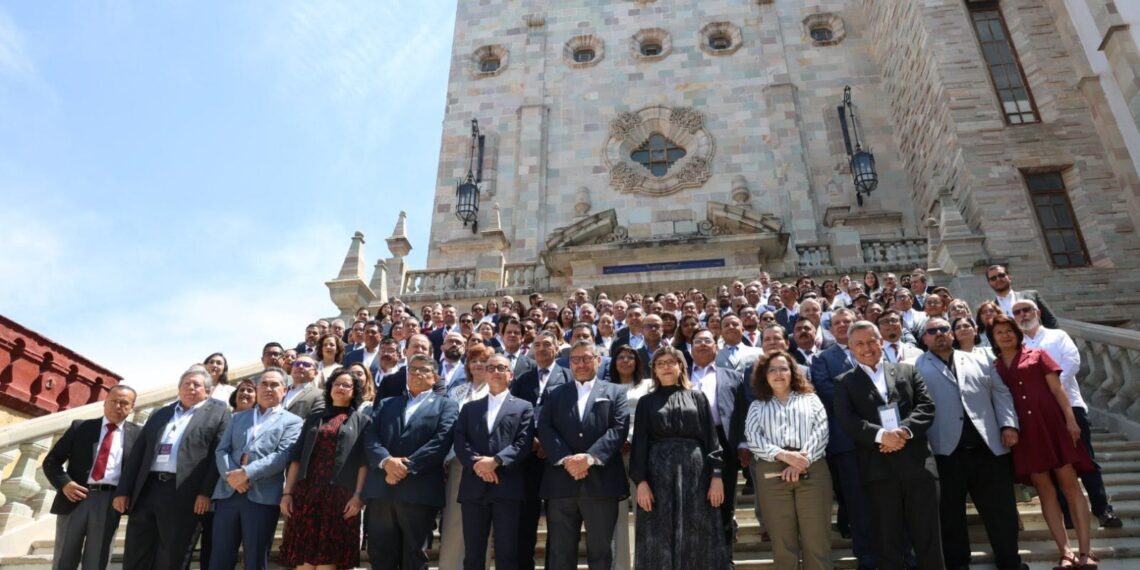 El Rector Jesús Madueña Molina participa en la LXVIII Sesión Ordinaria de la Asamblea General de la ANUIES, en la Universidad de Guanajuato