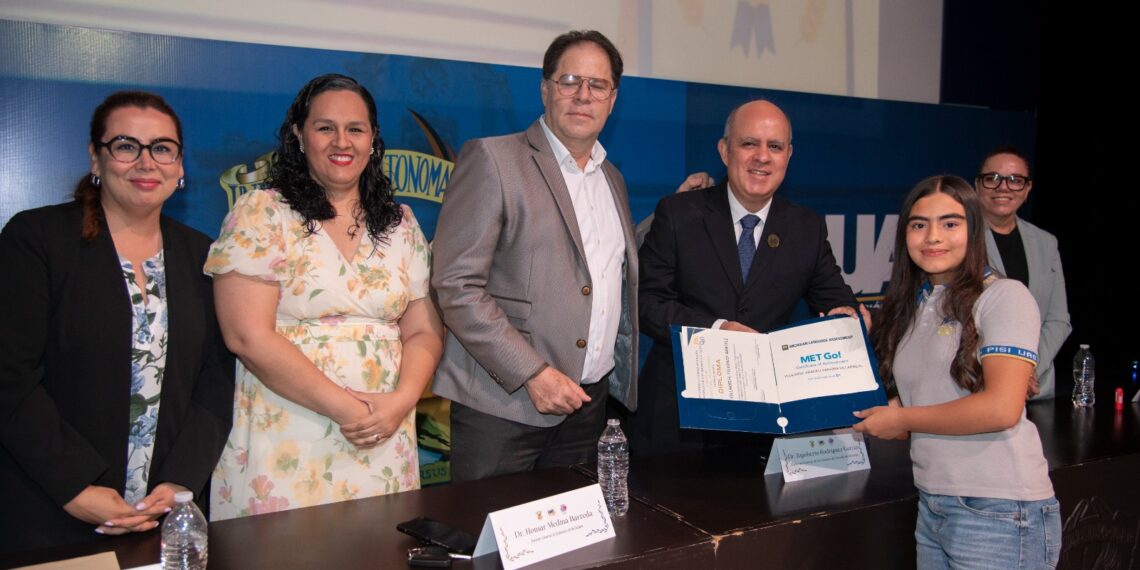 ¡Orgullo universitario! Se gradúan 212 alumnos del Programa Infantil Sabatino de Inglés del Centro de Estudios de Idiomas de la UAS