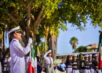 Resalta Antonio Menéndez valentía, disciplina y compromiso de la MARINA y la gente de mar