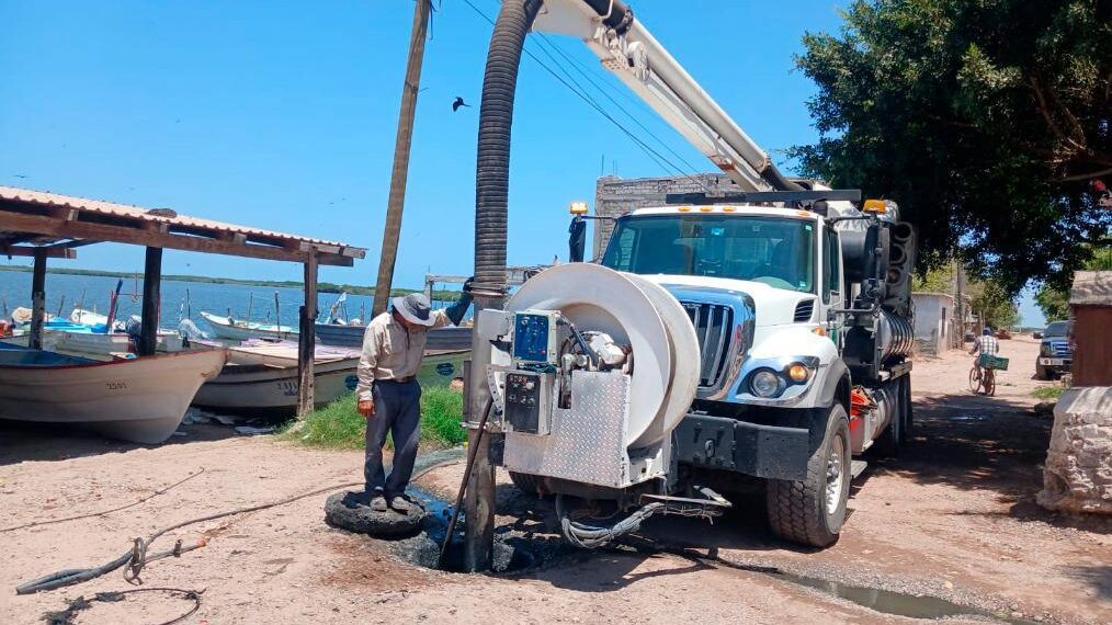 “Refuerza Ahome obras de cárcamos, drenajes y limpieza de canales para prevenir afectaciones por lluvias”: Antonio Menéndez