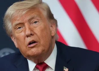Trump aclara que el texto del acuerdo con Irán “no es definitivo” y puede haber “más bombas”
