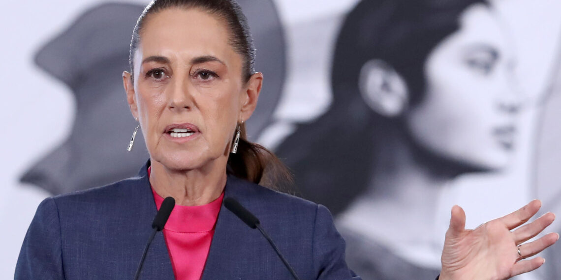 Sheinbaum llama a FIFA a reflexionar sobre el costo de los boletos y comercialización del Mundial