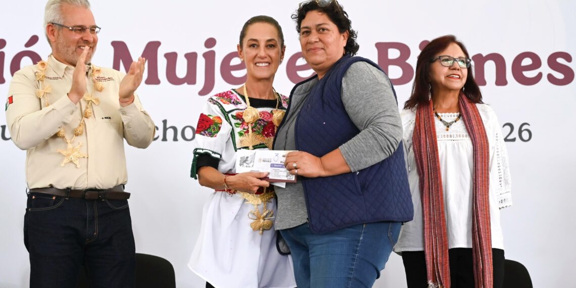 Las mujeres somos el alma de la nación, por eso hay que reconocerlas: Presidenta Claudia Sheinbaum en entrega de Pensión Mujeres Bienestar en Quiroga, Michoacán