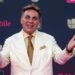 Cristian Castro confirma su romance y presenta a su nueva novia