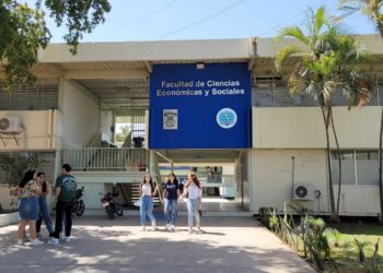 La FACES organiza el XI Congreso Internacional de Ciencias Sociales, para analizar los retos del siglo XXI y acercar a estudiantes a la investigación científica