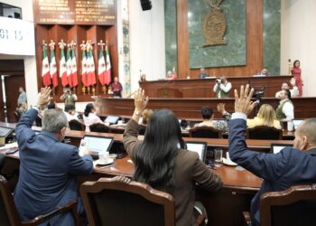 Congreso reforma Constitución local para evitar nepotismo electoral