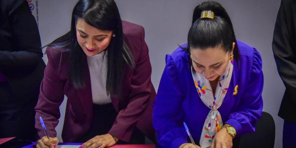 SEMUJERES Ahome promueve capacitaciones para futuras emprendedoras de la mano de SEDECO y AMEXME