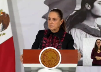 Gobernador de Sinaloa con licencia Rocha Moya será quien decida cuando regrese a su cargo: Presidenta Sheinbaum