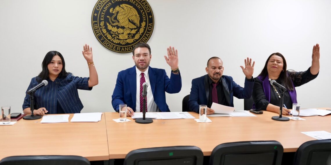 Comisión de Protocolo determina que 12 iniciativas y un Acuerdo pueden seguir proceso legislativo