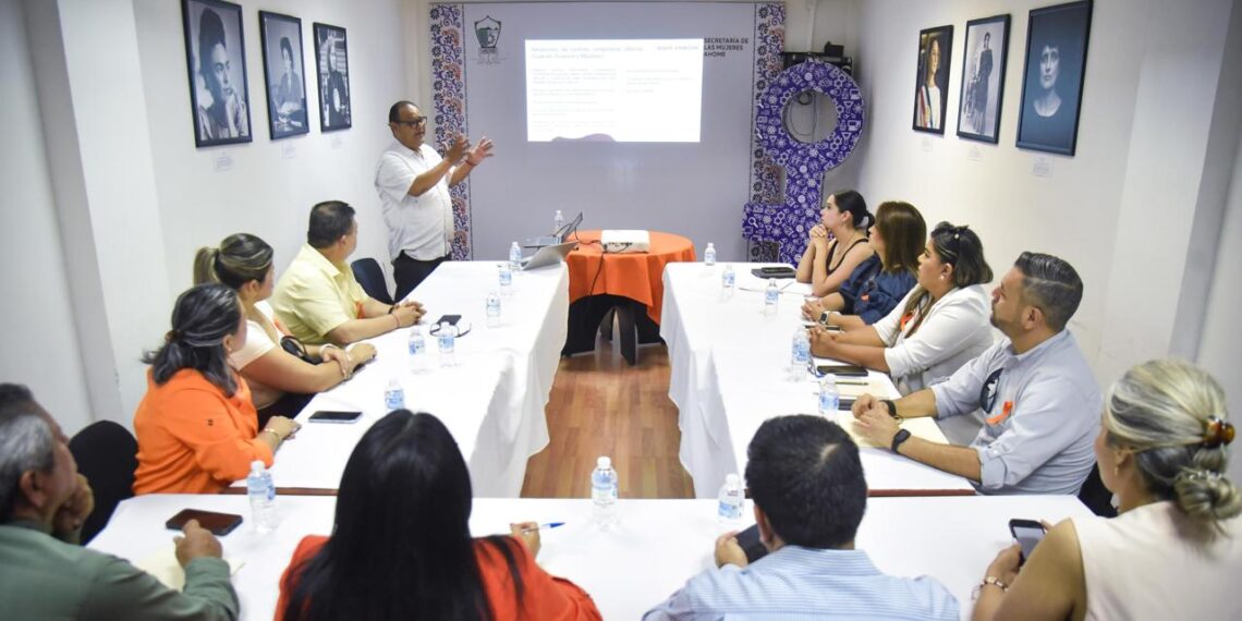 Consolida Ahome políticas de protección para las mujeres con nuevo Reglamento Interno