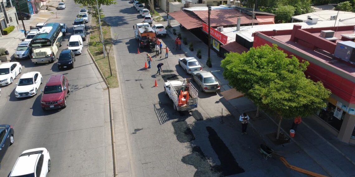 COMUN y Obras Públicas dan prioridad a las vialidades más transitadas con programa permanente de bacheo
