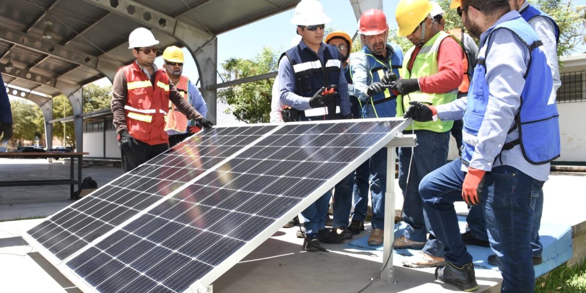 ICATSIN fortalece su oferta educativa con capacitación en energías renovables, movilidad eléctrica e inteligencia artificial