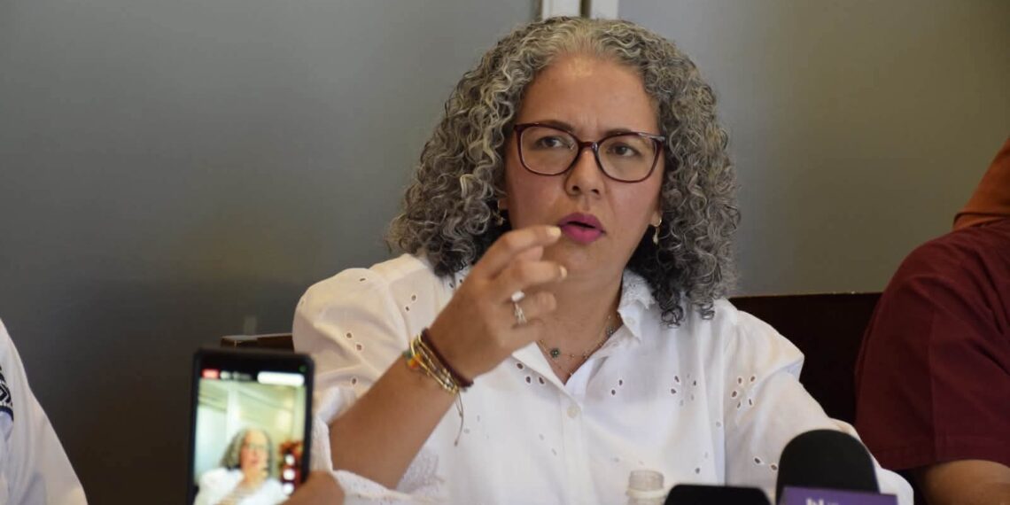 Nuestro compromiso está en los principios de Morena, dice Graciela Domínguez en su recorrido por Sinaloa. “Me atengo a mi trayectoria”