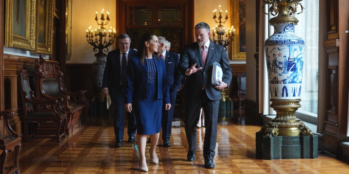 Ebrard descarta cambios en arancel efectivo para México tras resolución de Estados Unidos