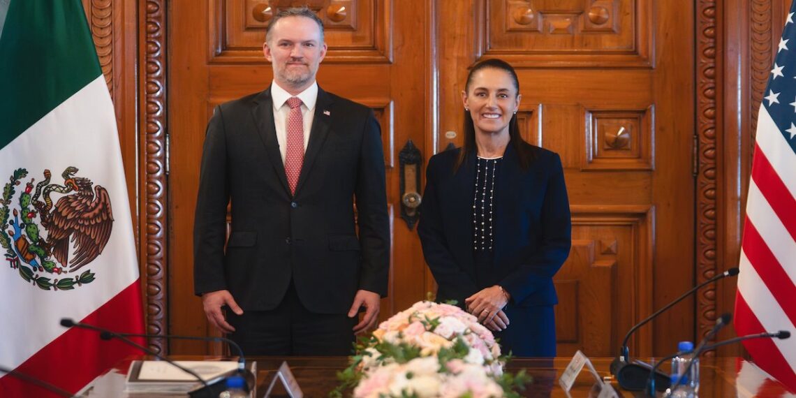 “Avanzamos en la revisión del T-MEC”, dice Sheinbaum tras reunión con Jamieson Greer, representante comercial de EE.UU.