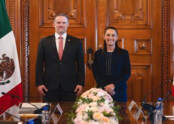 “Avanzamos en la revisión del T-MEC”, dice Sheinbaum tras reunión con Jamieson Greer, representante comercial de EE.UU.