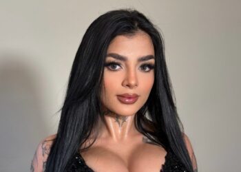 Irrumpen en casa de Karely Ruiz en Nuevo León, ¿intentaron secuestrarla?
