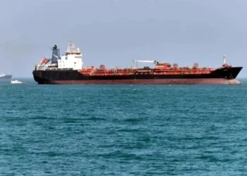 Trump rectifica y ya no cobrará un 20% a buques que transiten por Ormuz