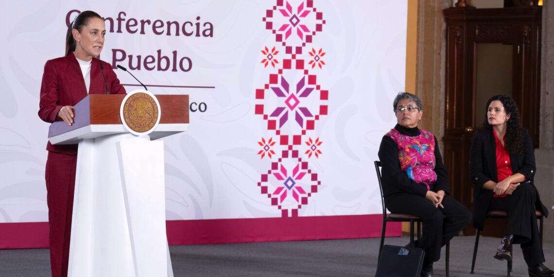 Presidenta Claudia Sheinbaum firma decreto para fortalecer la transparencia en el Gobierno de México