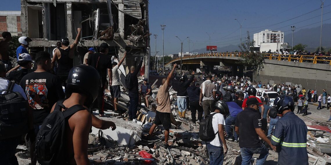 Al menos 20 muertos tras terromoto en Colombia