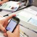 El 81 % de maestros apoya regular el uso de celulares y dispositivos móviles en escuelas