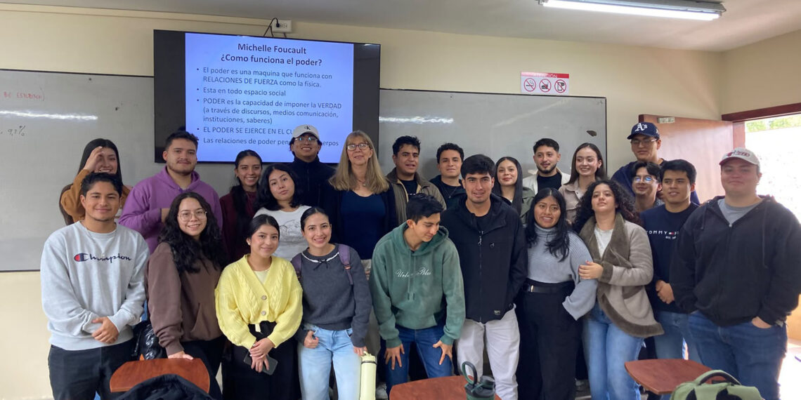Realiza investigadora de la UAS estancia académica en la Universidad Técnica Particular de Loja, Ecuador; analiza la cosmovisión y organización del pueblo Saraguro