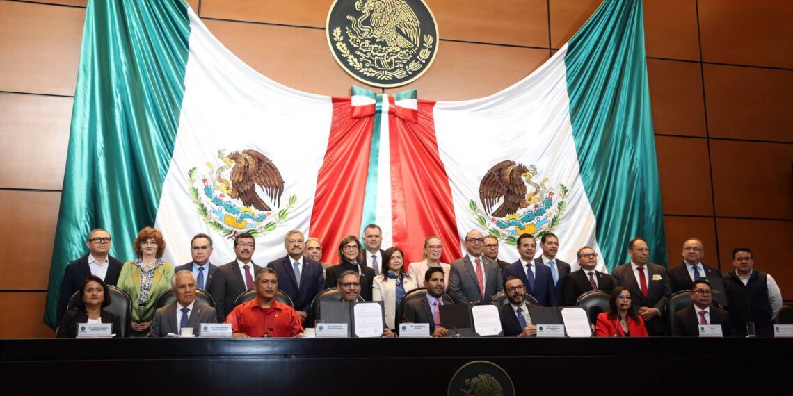 La UAS refrenda su compromiso con la transparencia y rendición de cuentas ante la Cámara de Diputados; entrega sus Estados Financieros Auditados e Informes de Avances Académicos 2025
