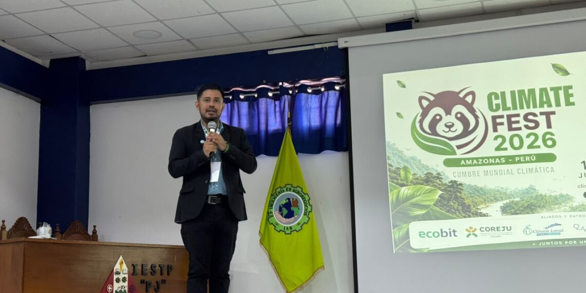 Presenta investigador de la UAS conferencia sobre agroquímicos y microplásticos en el ClimateFest 2026, en Perú; alerta sobre el impacto ambiental de la agricultura intensiva