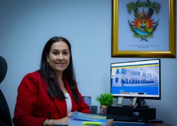 ¿Te vas a graduar? La UAS entrega títulos en menos de 20 días hábiles y ofrece diversas opciones de titulación, garantizando certeza jurídica