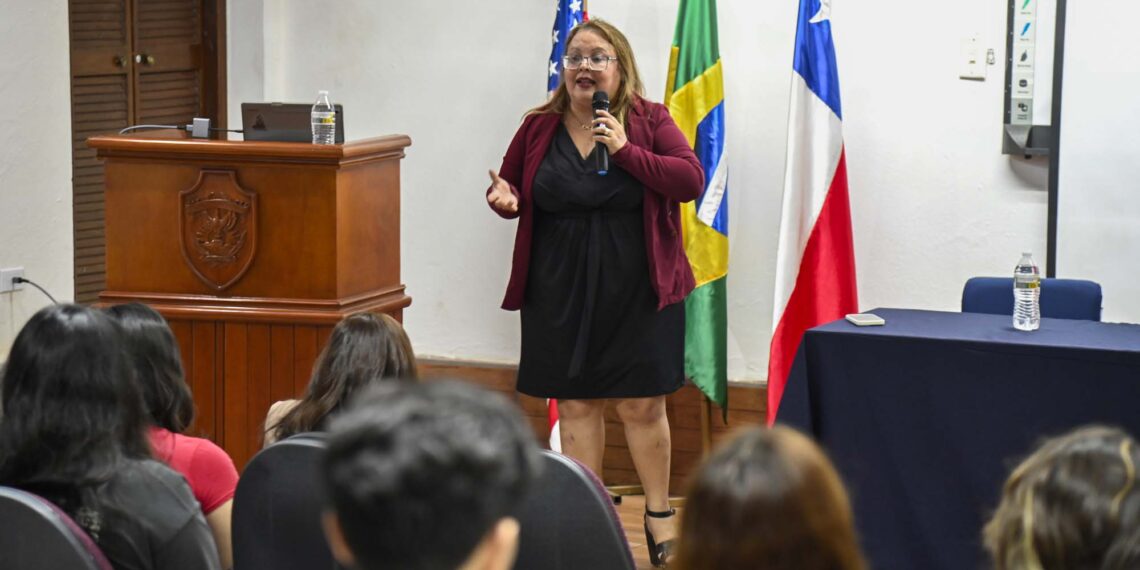 Promueve la Facultad de Estudios Internacionales y Políticas Públicas de la UAS la vinculación y experiencia práctica desde el curso de inducción