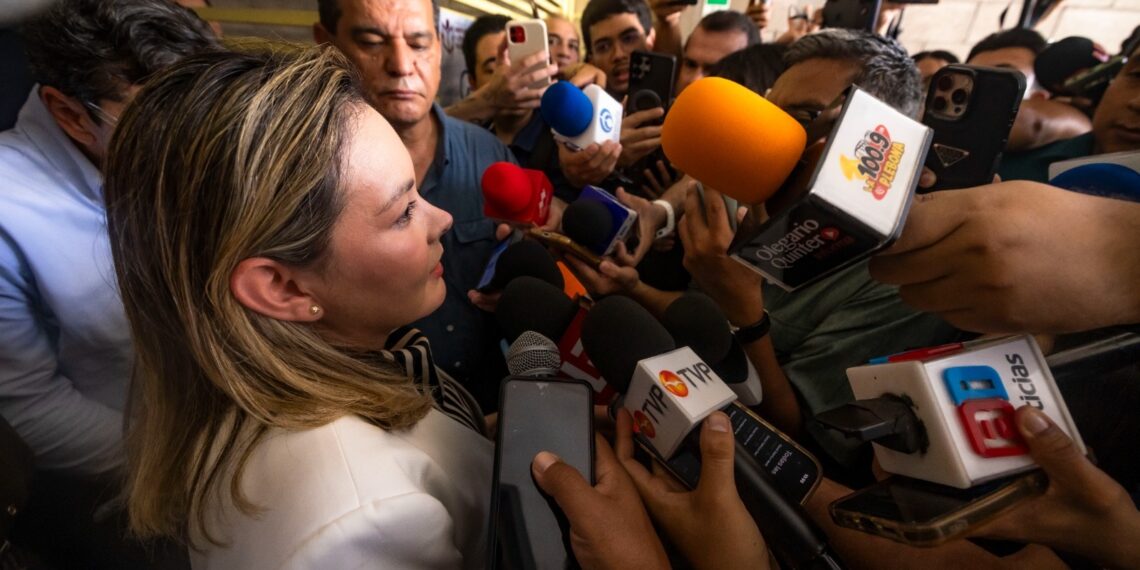 Brigadas de atención a la población entregan apoyos a afectados por lluvias en todo Sinaloa, informa la gobernadora Yeraldine